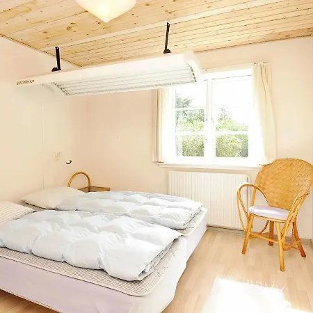 Three-bedroom Holiday In 57 Hébergement de vacances